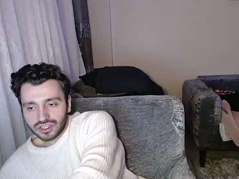 handsomeee04 online show from April 3, 5:22 pm