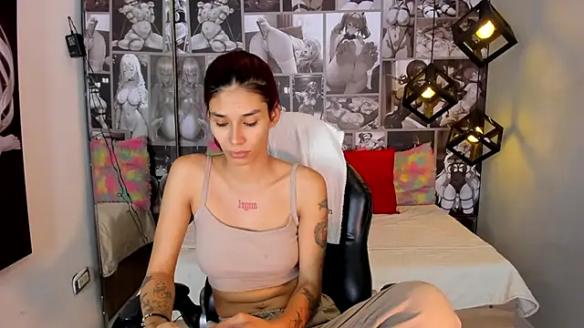 Nicole Angels  online show from February 25, 2:11 pm