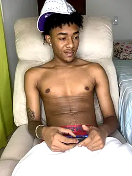 Boy cock18 online show from November 5, 6:52 pm