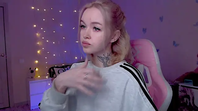 Naughty Mable online show from April 6, 12:52 am