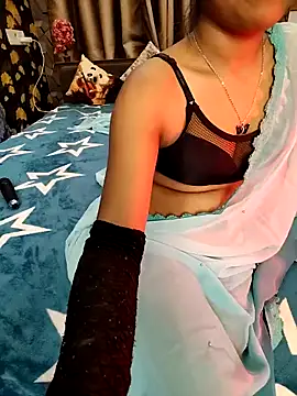 Little  Lia online show from February 21, 5:42 pm