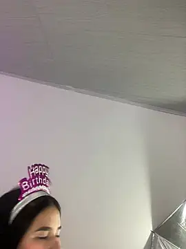 mia18 queen online show from December 21, 2:41 am