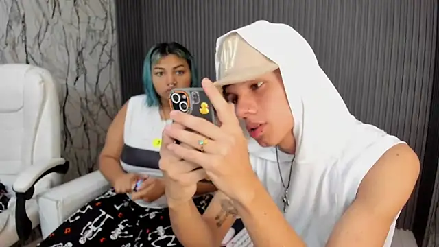 andy dan18 online show from November 28, 3:36 pm