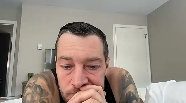 moon-boy online show from December 27, 2:33 pm