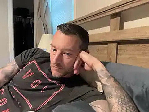 moon-boy online show from September 25, 4:43 pm