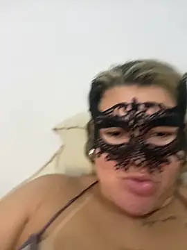 Snapshot of Casadadelicia26 chatting on February 15, 6:21 am Casadadelicia26 online show from February 15, 6:21 am