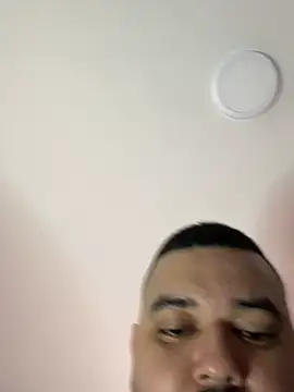 El Titan1998 online show from February 2, 8:30 pm