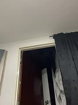 El Titan1998 online show from February 21, 10:39 am