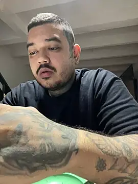 El Titan1998 online show from March 5, 12:44 pm