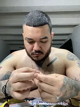 El Titan1998 online show from September 9, 10:37 am