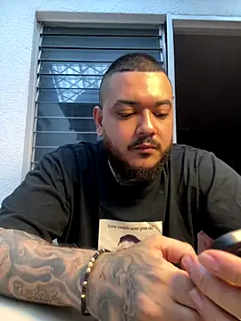 El Titan1998 online show from December 13, 9:31 pm