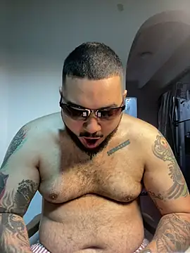 El Titan1998 online show from March 28, 11:43 am