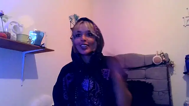 BlueStoneX online show from April 9, 7:58 am