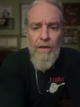 Snapshot of Jefloves68 chatting on June 12, 4:33 am Jefloves68 online show from June 12, 4:33 am