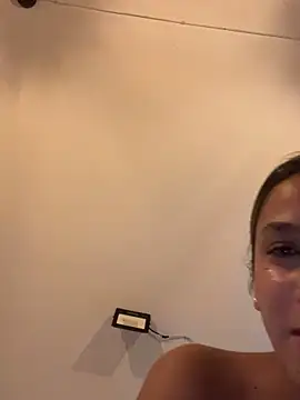 Mariapaula online show from February 1, 8:26 pm