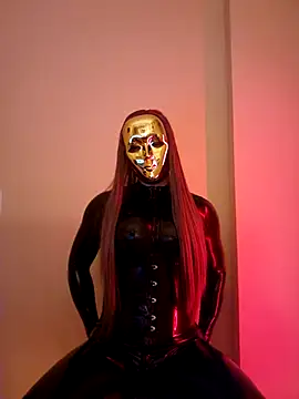 NoraInMask online show from March 14, 7:12 pm