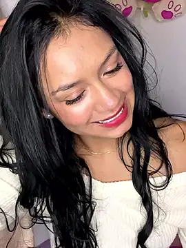 Snapshot of Charlotemonroe chatting on December 31, 4:49 am Charlotemonroe online show from December 31, 4:49 am