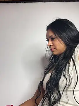 Snapshot of Charlotemonroe chatting on March 8, 6:10 am Charlotemonroe online show from March 8, 6:10 am