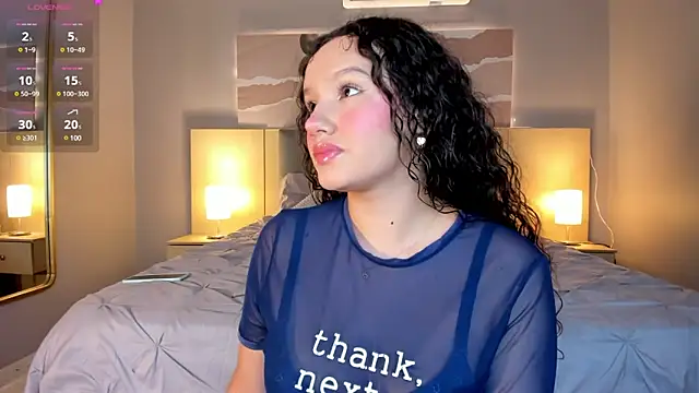 LucyLovelyy online show from February 26, 12:38 am