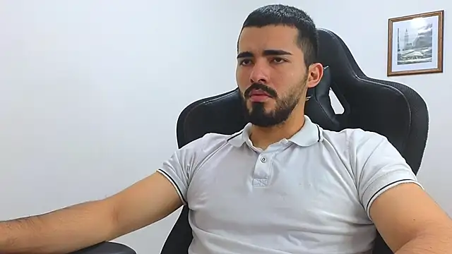 Massimoo 07 online show from March 20, 7:35 pm