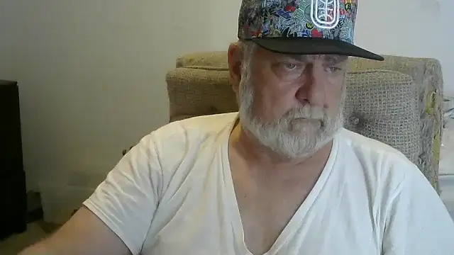 viejo oso online show from January 11, 11:10 pm