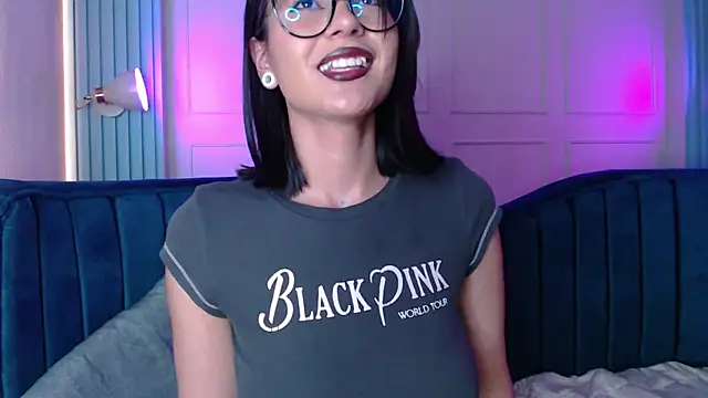 Abbydreams  online show from February 28, 11:01 pm