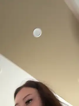 Snapshot of AndreaMood chatting on February 21, 2:01 am AndreaMood online show from February 21, 2:01 am