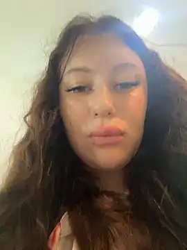 Snapshot of AndreaMood chatting on March 2, 2:25 am AndreaMood online show from March 2, 2:25 am