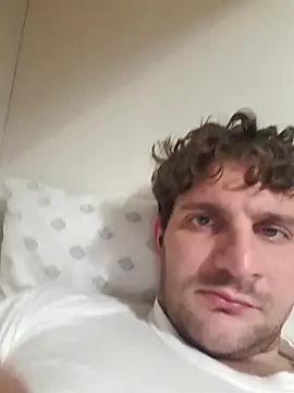 michemichemiche8 online show from November 16, 8:03 pm