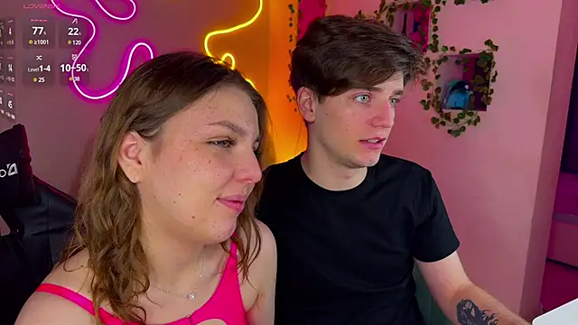 RobertAndLinela online show from February 18, 7:30 pm