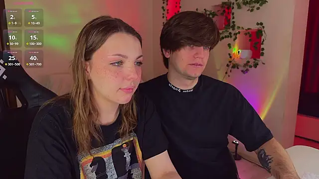 RobertAndLinela online show from March 28, 2:22 am