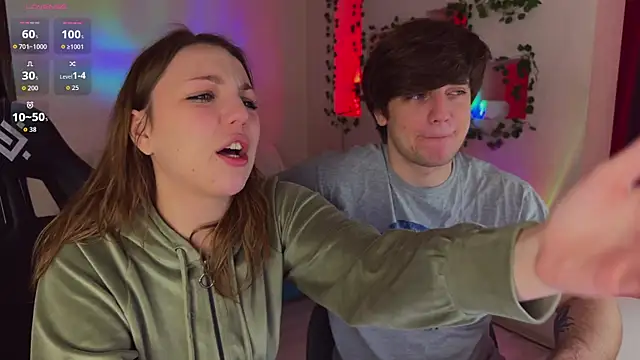 RobertAndLinela online show from April 3, 5:27 am