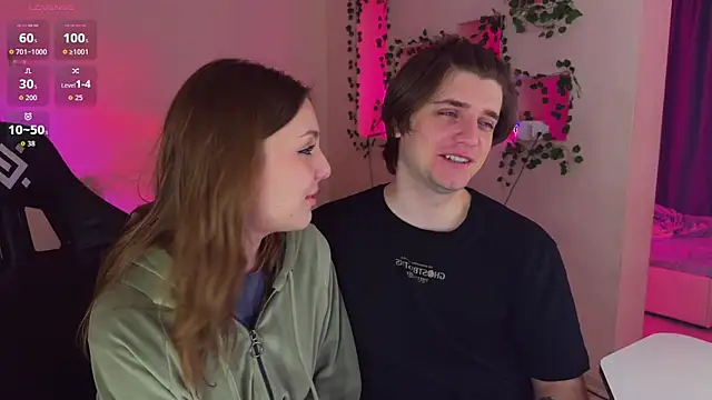 RobertAndLinela online show from June 3, 4:59 am