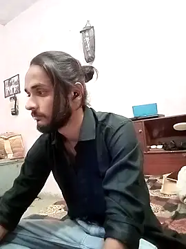 IamRentedBoybfriend online show from February 13, 5:44 pm