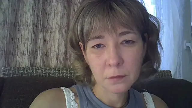 EllaJohnsonX online show from January 9, 7:42 am