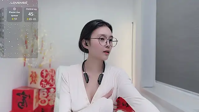 Snapshot of Natasha2025 chatting on February 22, 4:19 pm Natasha2025 online show from February 22, 4:19 pm