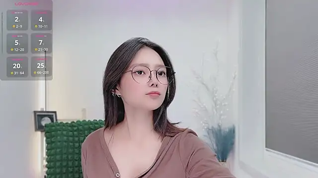 Snapshot of Natasha2025 chatting on September 24, 1:14 pm Natasha2025 online show from September 24, 1:14 pm