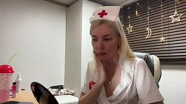 Snapshot of yunasuka chatting on January 15, 7:55 pm yunasuka online show from January 15, 7:55 pm