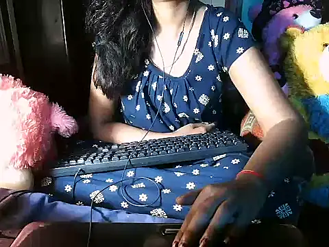 Half Girlfriend  online show from October 18, 6:41 pm