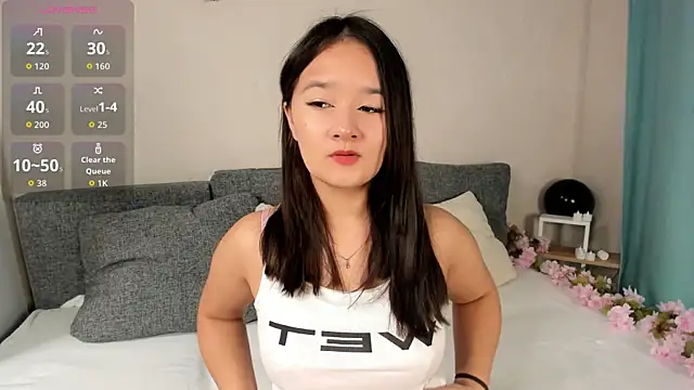 Maekko online show from November 14, 9:13 pm