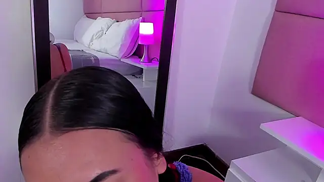 SammyMorales online show from April 7, 1:00 pm