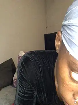 xxSexyTalia28 online show from March 21, 10:35 pm