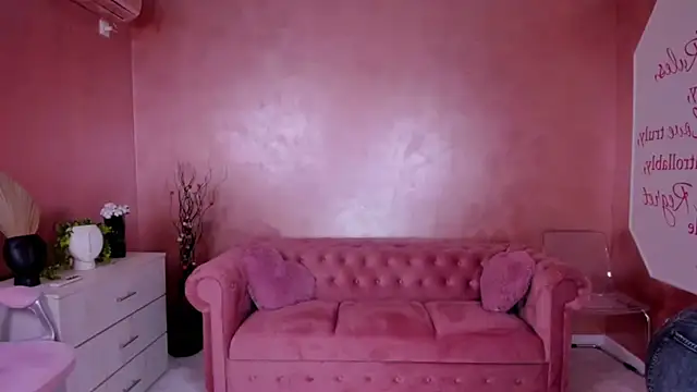 evanew  online show from February 24, 9:09 pm