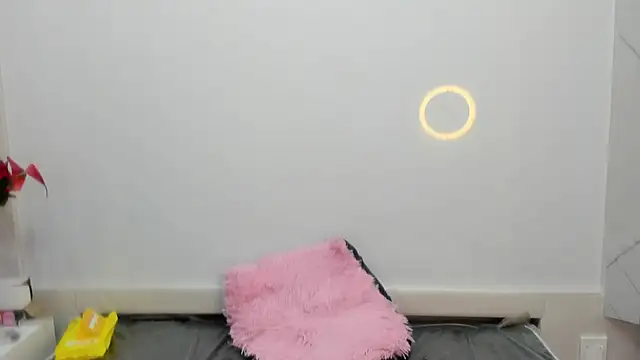 Chloe Martini online show from February 8, 5:51 am