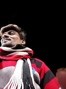 virsharma69 online show from December 24, 3:47 pm