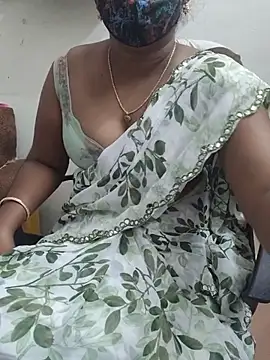 Snapshot of Tamil_roja69 chatting on June 7, 4:55 pm Tamil roja69 online show from June 7, 4:55 pm