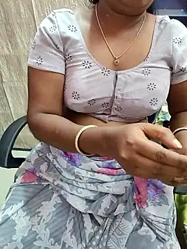 Snapshot of Tamil_roja69 chatting on June 11, 1:09 pm Tamil roja69 online show from June 11, 1:09 pm