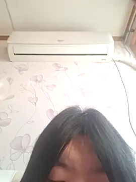 Snapshot of Lee0613 chatting on December 24, 11:22 pm Lee0613 online show from December 24, 11:22 pm