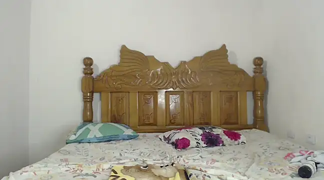 Snapshot of Coral0403 chatting on January 5, 1:03 am Coral0403 online show from January 5, 1:03 am