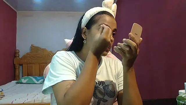 Coral0403 online show from March 13, 7:53 pm